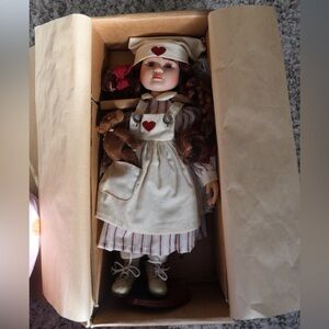 Boyd’s Yesterday’s Child Porcelain Doll #4806 Nurse COA Box Collectible